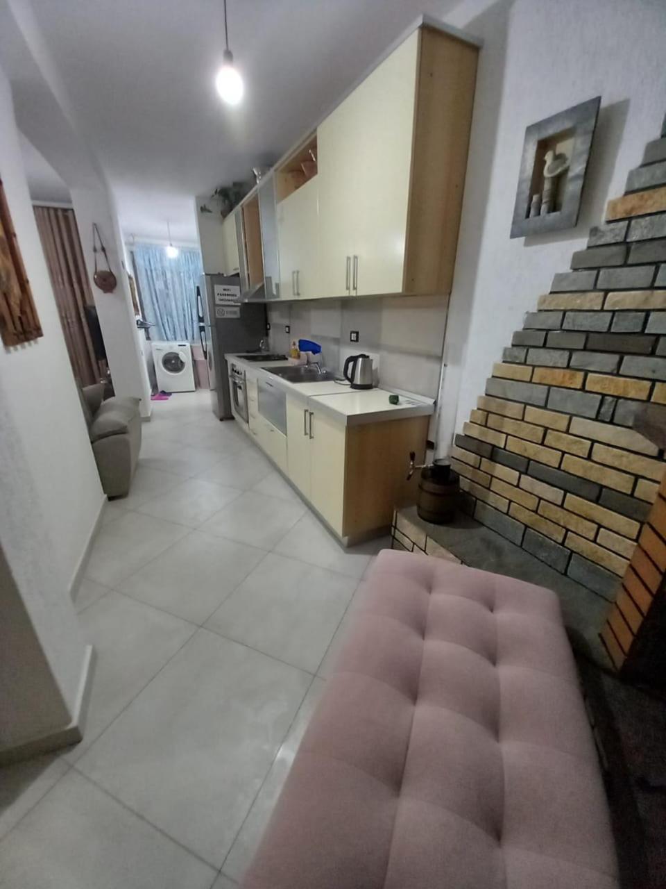 Villa Heljos Apartaments Vlorë Rum bild